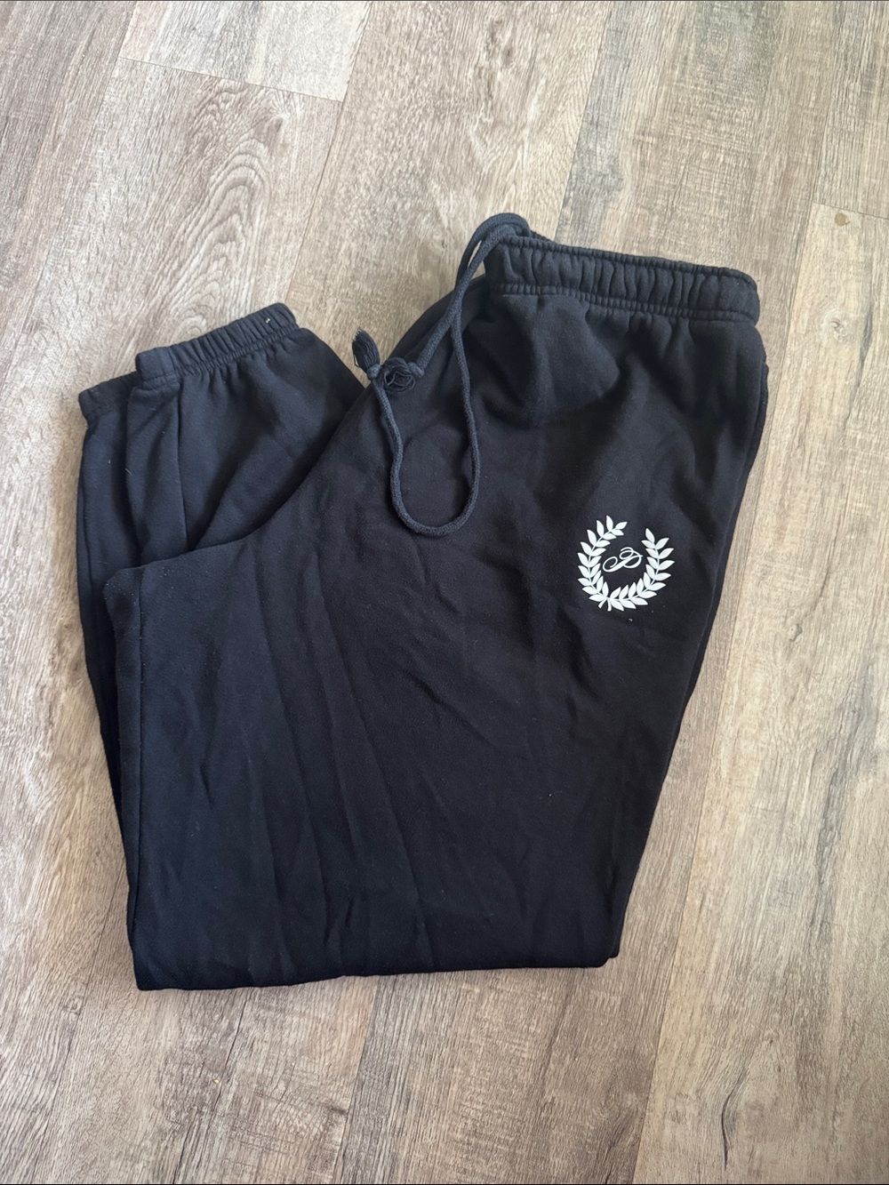 PINK Victoria's Secret Black women Joggers with White Wreath Logo